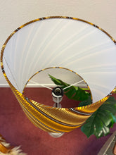 Load image into Gallery viewer, Vintage  vloerlamp met stoffen kap, glas en metalen poot, Zweden 1960 (#22602 B)