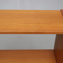 Load image into Gallery viewer, Teak bookcase. Sweden 1950-60s.