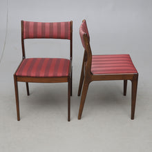 Load image into Gallery viewer, A pair of chairs, Uldum Möbelfabrik, Denmark, 1960s.