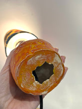 Load image into Gallery viewer, Handgemaakte schemerlamp ( Ikat 1 )