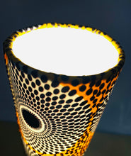 Load image into Gallery viewer, Handgemaakte schemerlamp ( batik1)