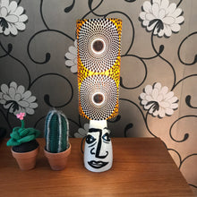 Load image into Gallery viewer, Handgemaakte schemerlamp ( face)