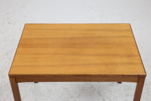 Load image into Gallery viewer, Vintage teakhouten bijzet tafeltje, Zweden 1960 (#22559)