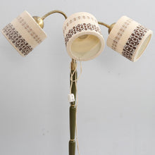 Load image into Gallery viewer, Vintage houten vloerlamp met 3 kapjes, Zweden 1950 (#343)