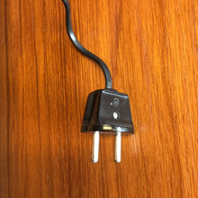 Load image into Gallery viewer, Vintage bureaulamp Zweden rond 1960