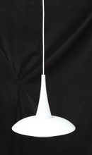 Load image into Gallery viewer, Hanglamp &quot;Lur&quot;, Jerker Andersson, LampGustaf (#207)