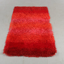 Load image into Gallery viewer, Vintage wollen vloerkleed Ryamatta, Zweden 1960-70 (#233)