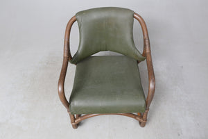 Set van drie Rotan fauteuils met groen lederen bekleding jaren 60. Zweeds ontwerp (#415)