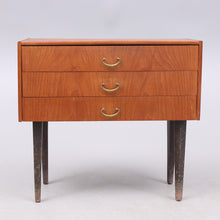 Load image into Gallery viewer, Vintage teak ladenkastje Zweden 1960 (#325)