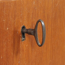 Load image into Gallery viewer, Vintage teak halkastje met spiegel, Zweden 1960 (#335)