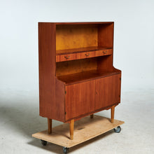 Load image into Gallery viewer, Vintage teak highboard , Zweden 1960 (#22522)
