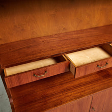Load image into Gallery viewer, Vintage teak highboard , Zweden 1960 (#22522)