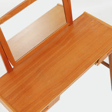 Load image into Gallery viewer, Vintage teak make-up tafel met spiegel en stoel ,Zweden 1950 (#22523)