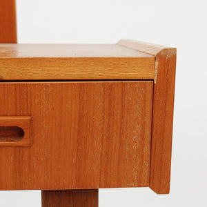 Vintage teak make-up tafel met spiegel en stoel ,Zweden 1950 (#22523)