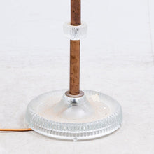 Load image into Gallery viewer, Vintage  vloerlamp met stoffen kap, glas en metalen poot, Zweden 1960 (#22602 B)