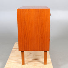 Load image into Gallery viewer, Vintage teak ladekastje, Zweden 1960 (22598)