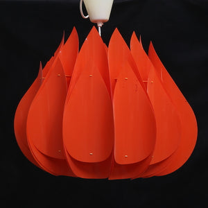 Set van twee Twee oranje hanglampen (#92).